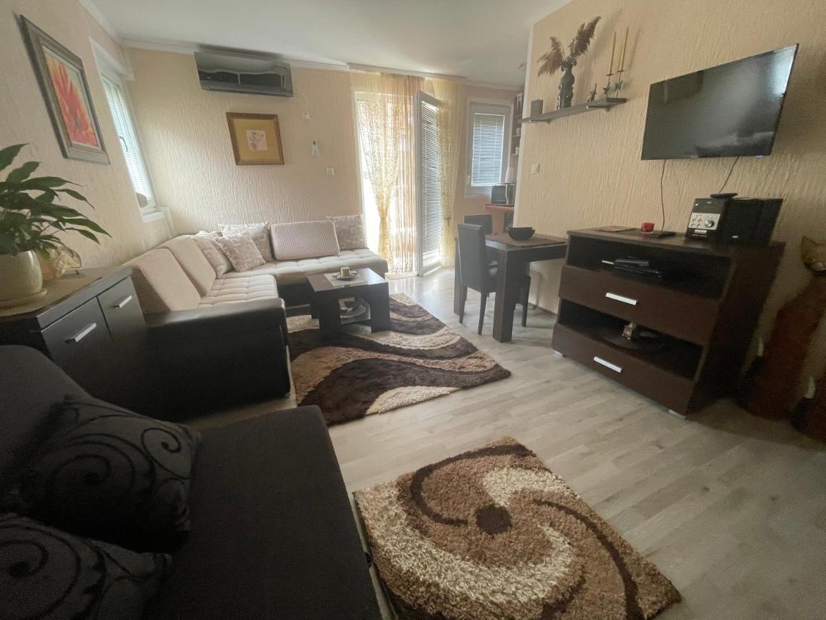 Studio Apartment For Rent In Budva Zewnętrze zdjęcie